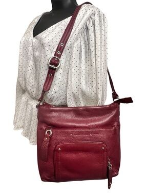 Stone Mountain  Red Leather Shoulder Bag